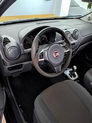 FIAT PALIO 1.6 MPI ESSENCE 16V FLEX 4P AUTOMATIZADO FIAT PALIO 1.6 MPI ESSENCE 16V FLEX 4P AUTOMATIZADO